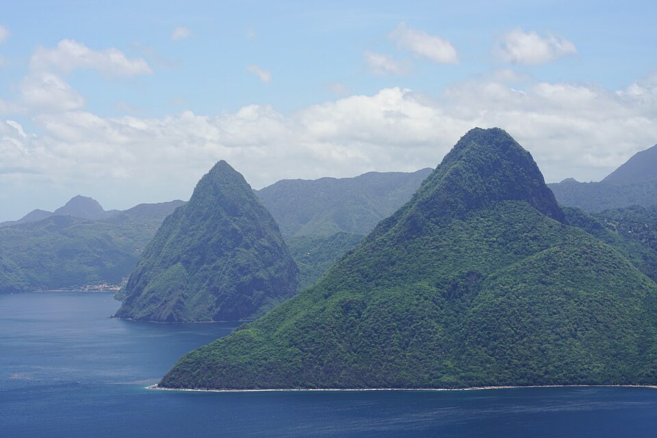 Pitons (Saint Lucia), Saint Lucia